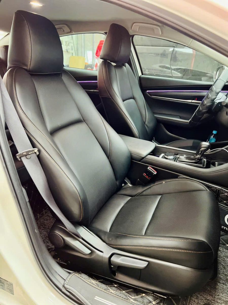 Các mẫu ghế da hiện đại dành cho Mazda 3