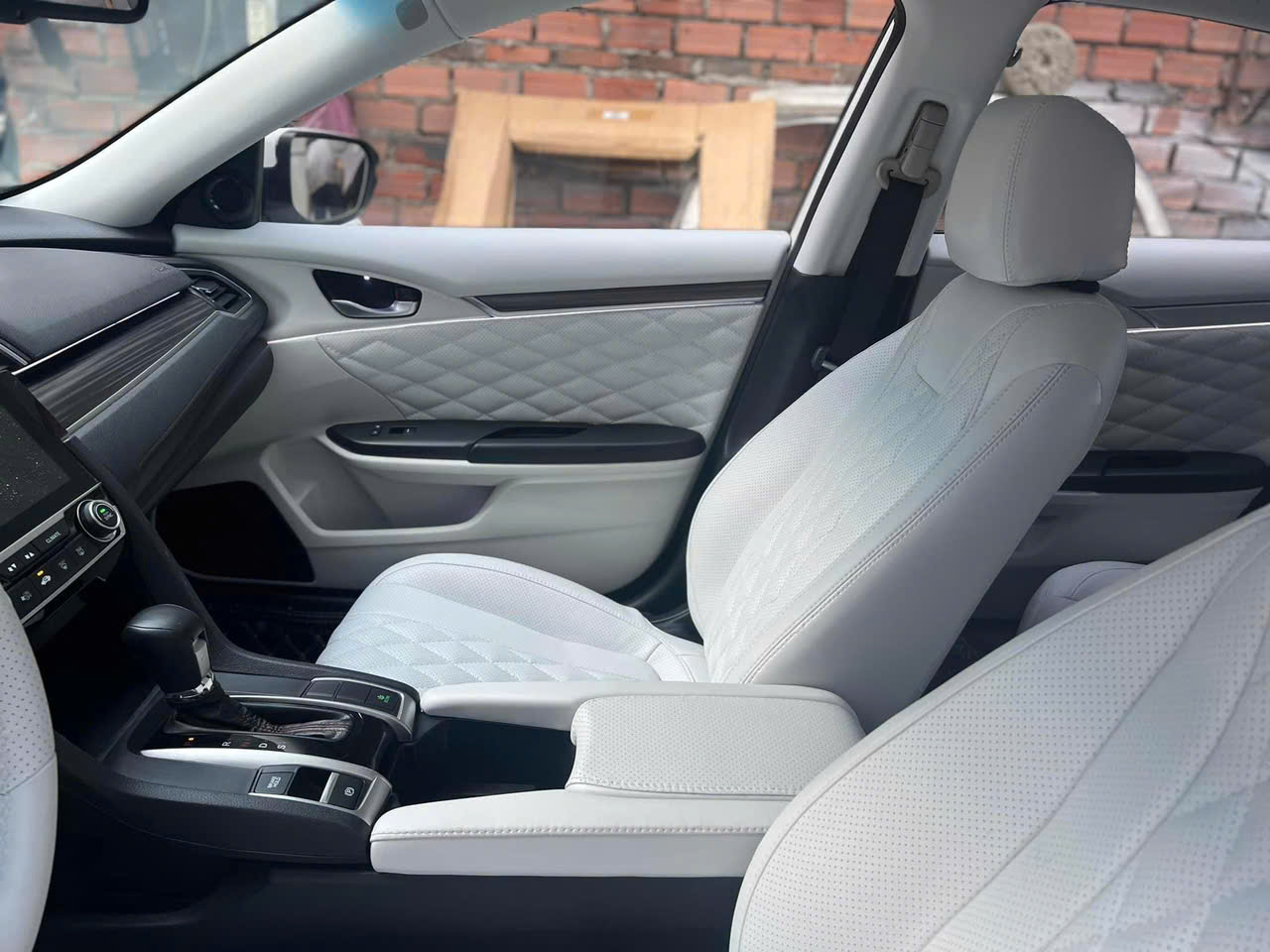 LT Car - Xưởng May Ghế Da Ô Tô Uy Tín Tại Quận 12